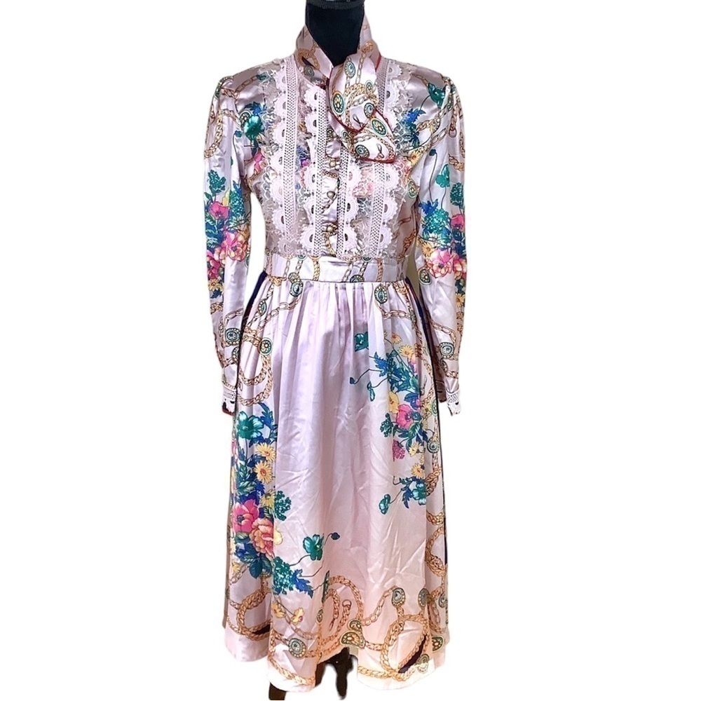 DALIA MACPHEE WHIMSICAL FLORAL SATIN SILKY PINK DRESS - Picture 2 of 13